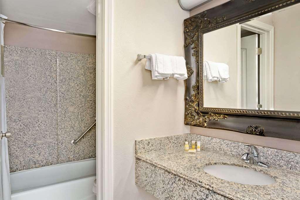 Baymont By Wyndham College Park Atlanta Airport South Hotel Ngoại thất bức ảnh