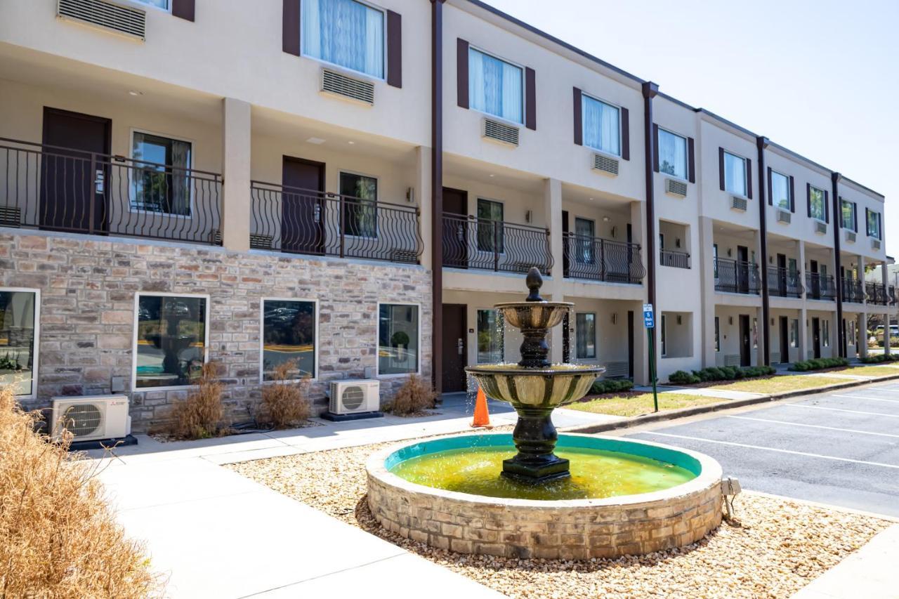 Baymont By Wyndham College Park Atlanta Airport South Hotel Ngoại thất bức ảnh