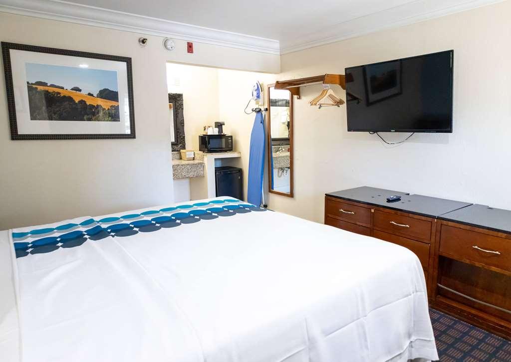 Baymont By Wyndham College Park Atlanta Airport South Hotel Phòng bức ảnh