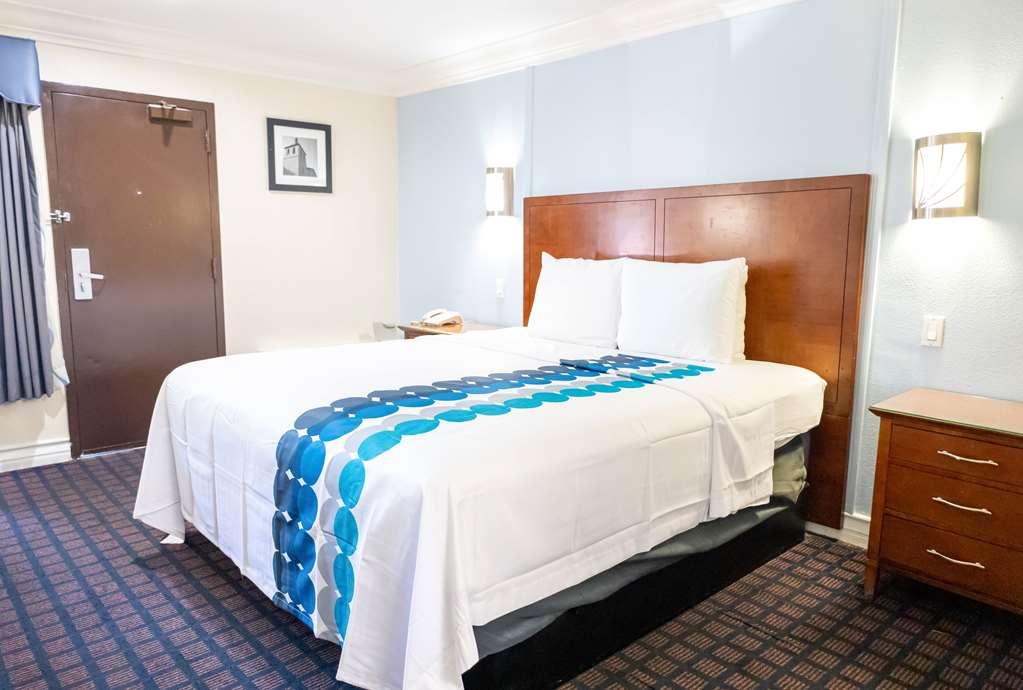 Baymont By Wyndham College Park Atlanta Airport South Hotel Phòng bức ảnh