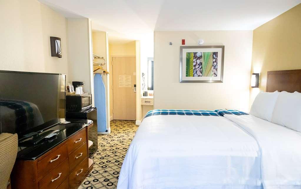 Baymont By Wyndham College Park Atlanta Airport South Hotel Phòng bức ảnh