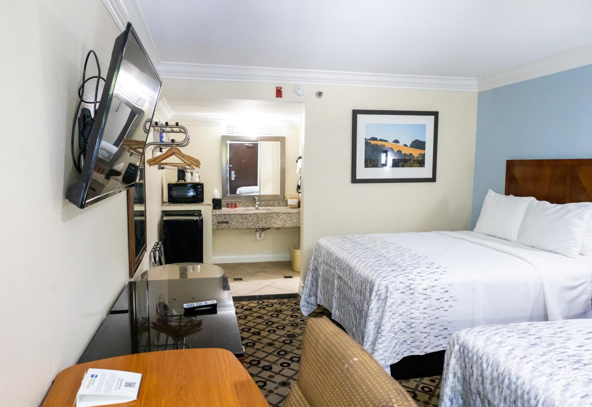 Baymont By Wyndham College Park Atlanta Airport South Hotel Ngoại thất bức ảnh